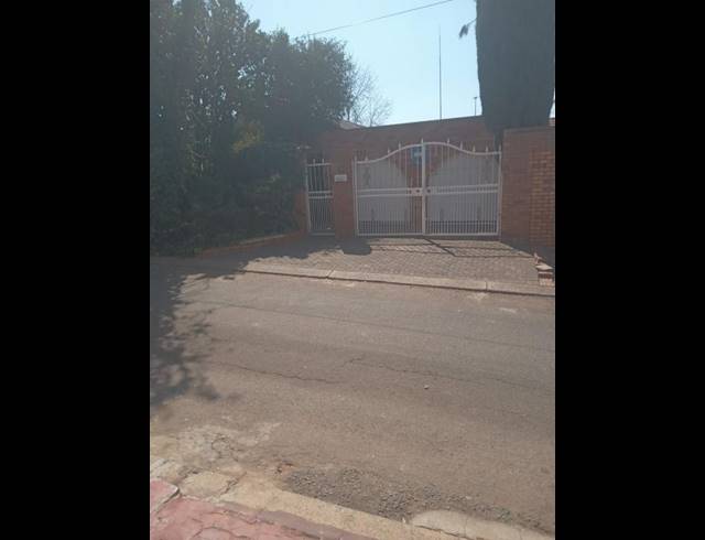 3 BEDROOM HOUSE FOR SALE IN DHLAMINI